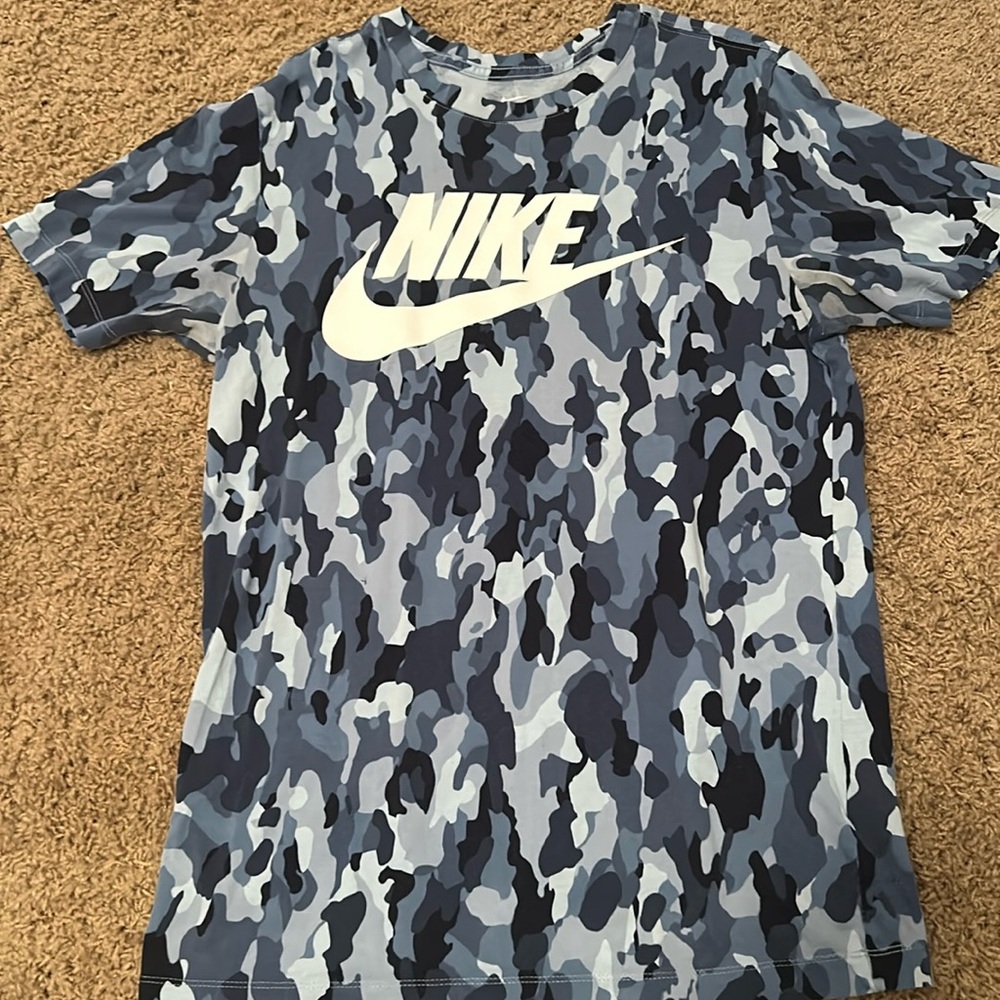 Blue Camo Nike t-shirt